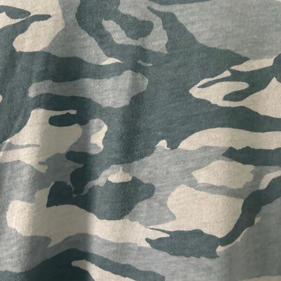 Monrow Women's Blue Camo Camouflage Cropped Short Sleeve Tee T-Shirt S Small - Picture 4 of 7